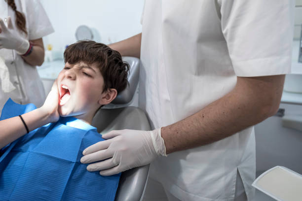 Best Emergency Dental Extractions in New Pek, IN